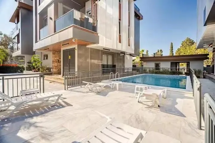 אנטליה Diker Port Residence טורקיה