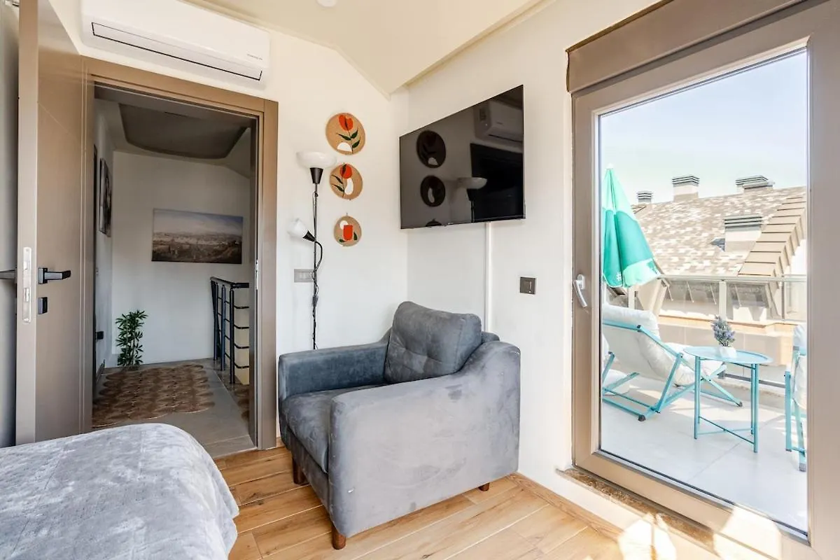 Diker Port Residence Antalya 0*,